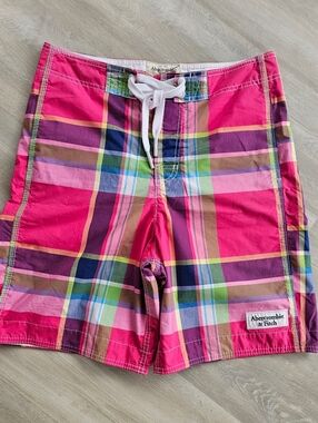 Abercrombie & Fitch Hot Pink Multicolor Plaid Swim Shorts    32 Inch Waist